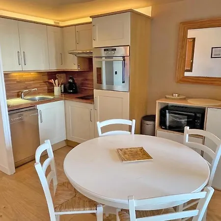 Les Coteaux De La Nartelle * Сент-Максім