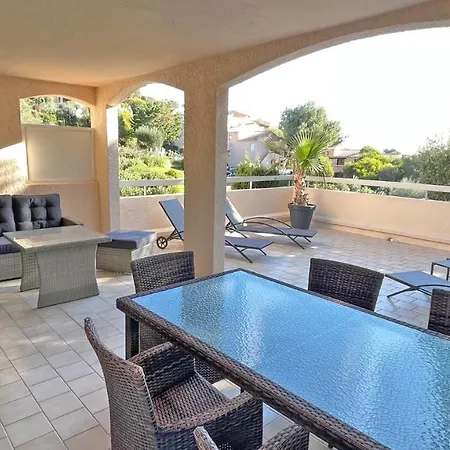 Les Coteaux De La Nartelle Apartment Sainte-Maxime